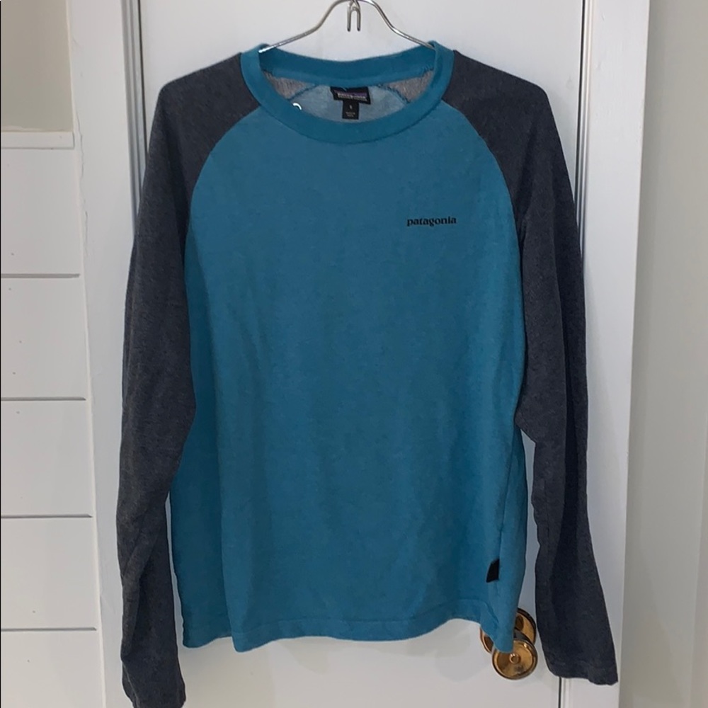 Patagonia Men’s Size Small Long-sleeve Crew